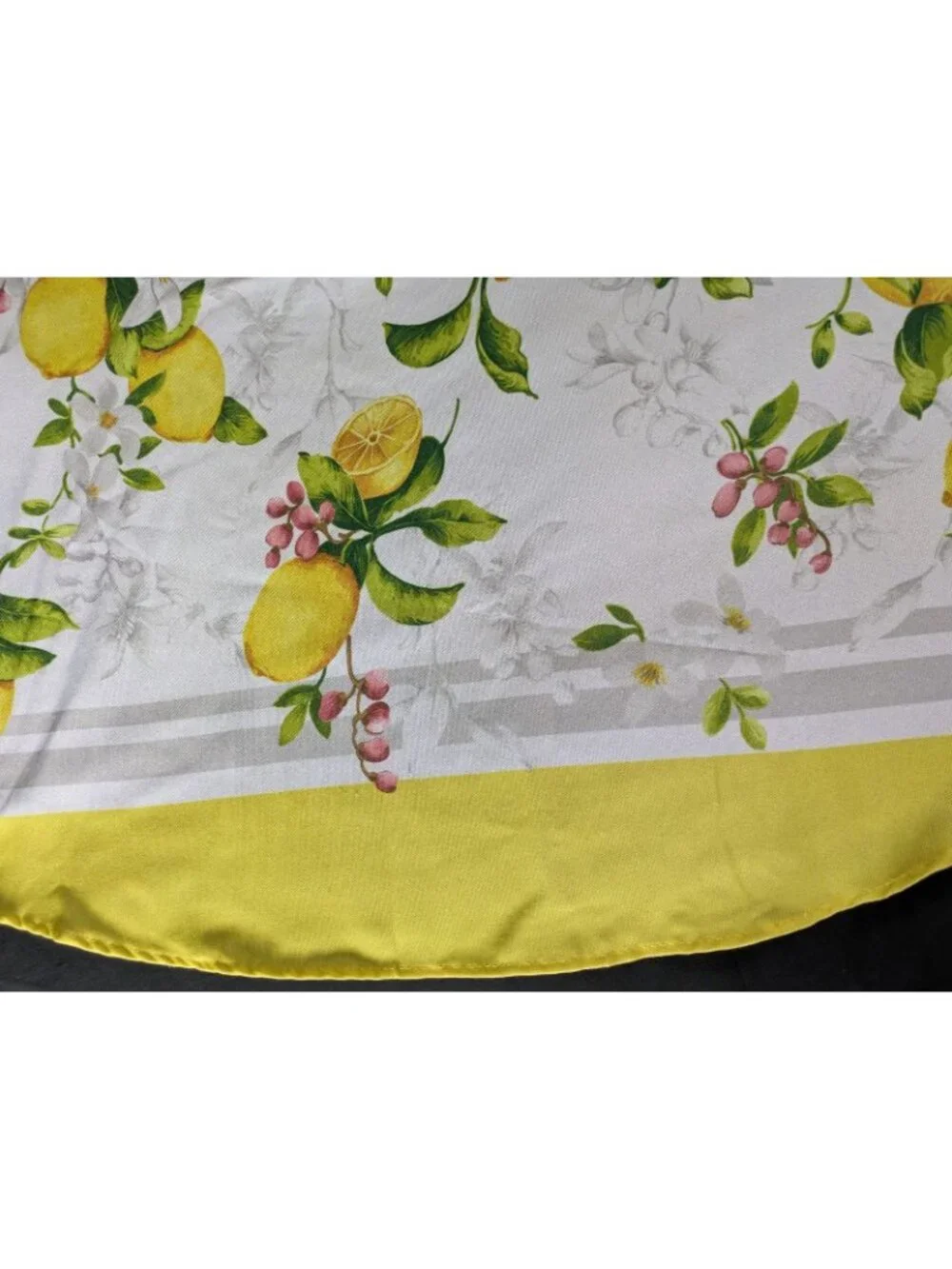 Sunny Yellow Round Tablecloth Lemon Tree Print Polyester 68”